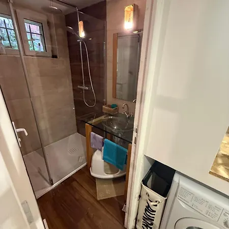 Privatunterkunft Tiny House Creative Saint-Denis (Seine-Saint-Denis)