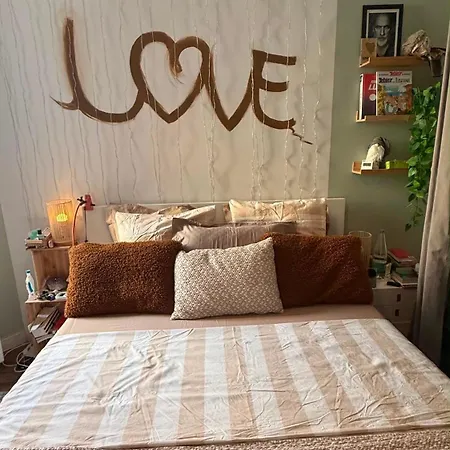 Tiny House Creative
